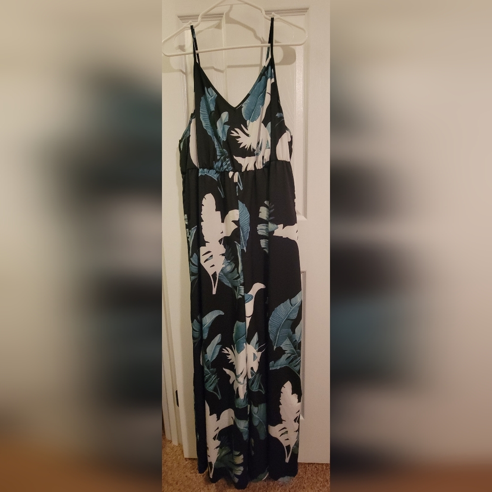 SHEIN Black and Blue Leaf Print Jumpsuit